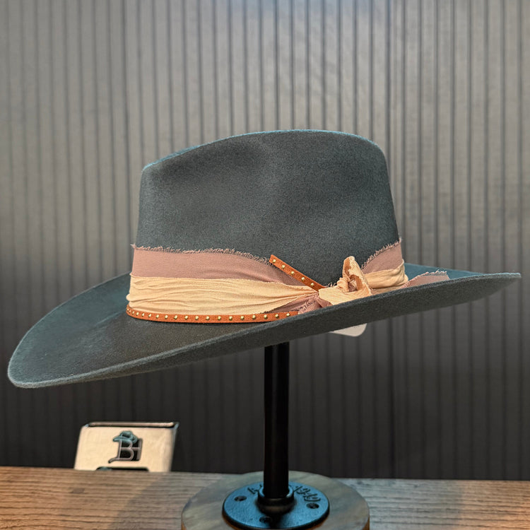 Green Teardrop Felt Fedora
