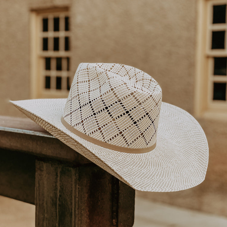 Twister Beehive 4 1/2" Brim