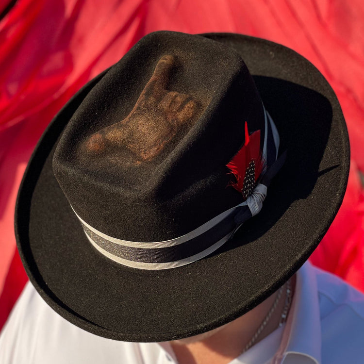 Black Guns Up Felt Hat