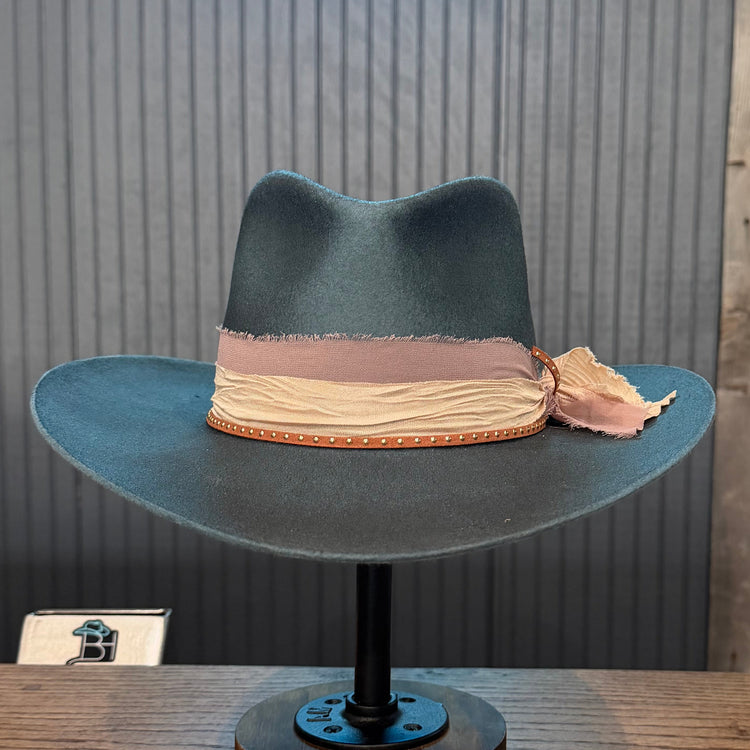 Green Teardrop Felt Fedora