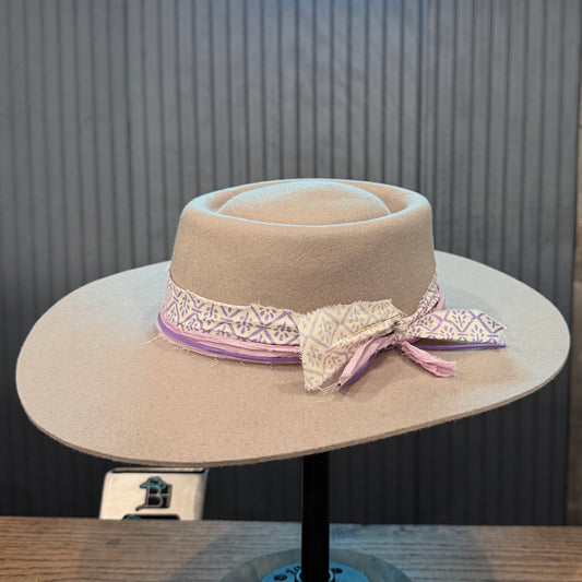 Tan Felt Gambler Crown