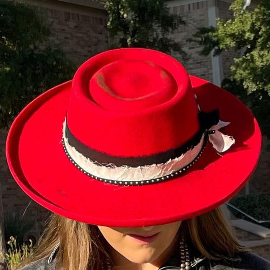 Red Double Telescope Felt Hat